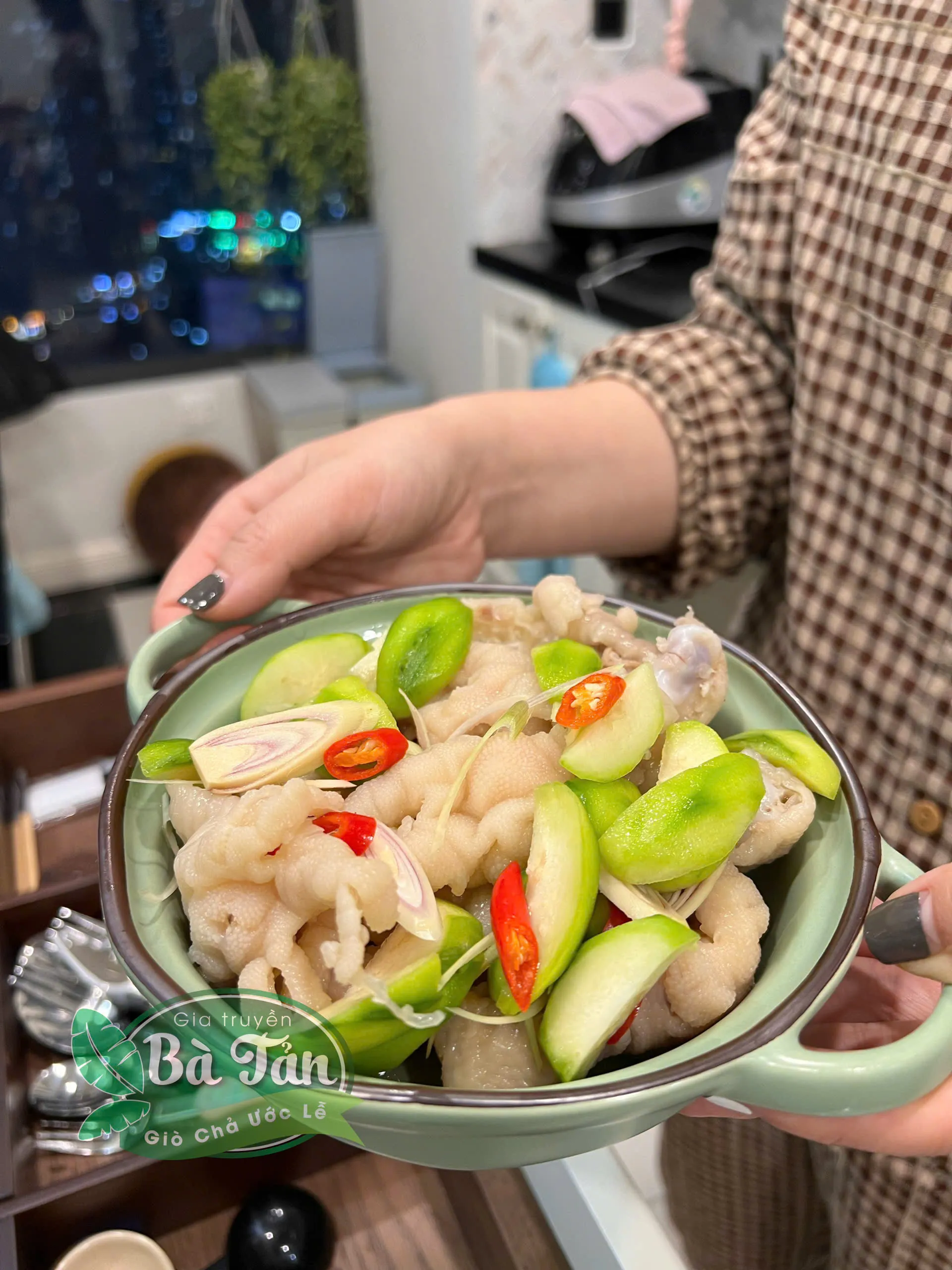 Chân Gà Rút Xương Ngâm Cóc