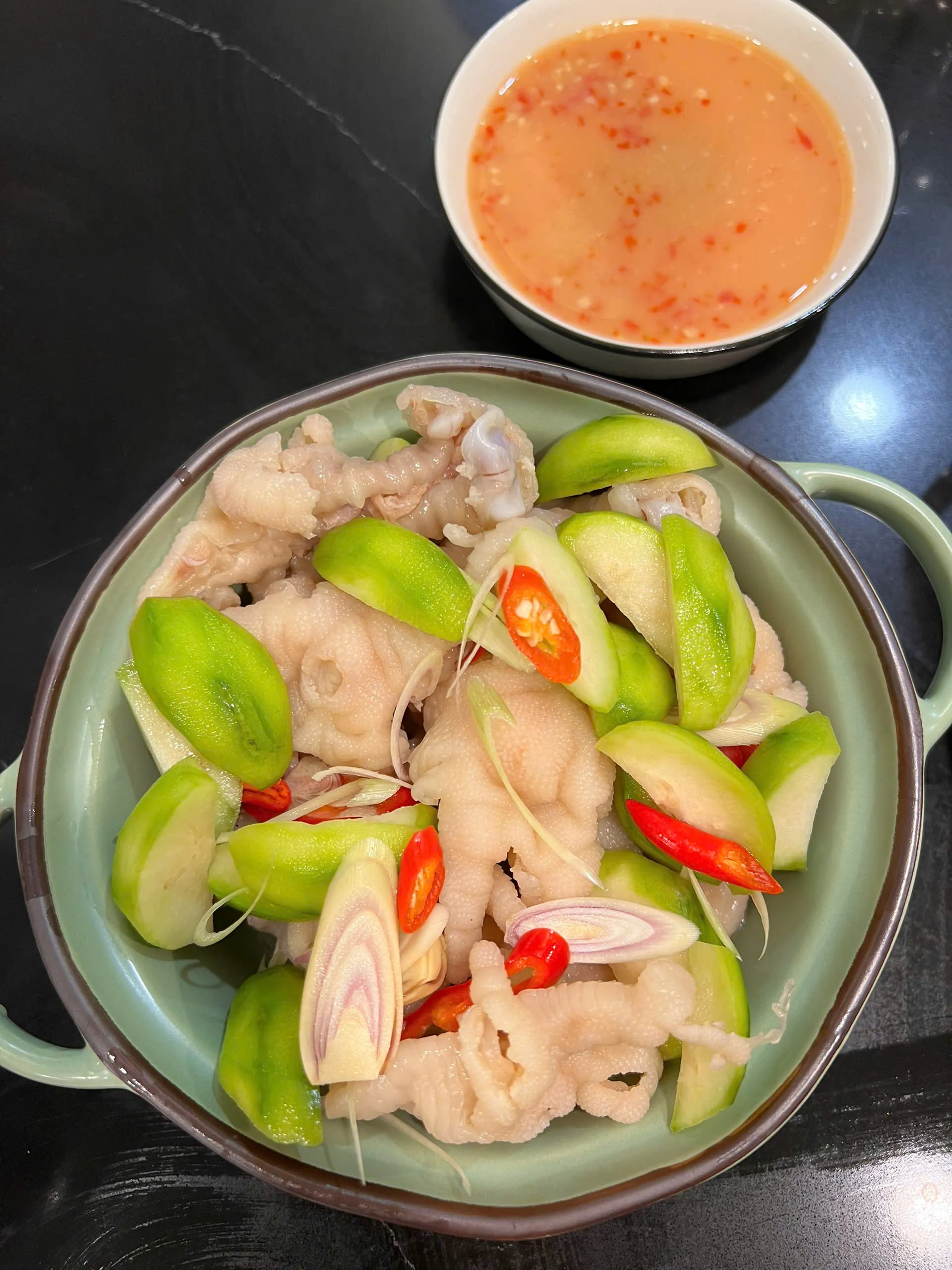 Chân Gà Rút Xương Ngâm Cóc