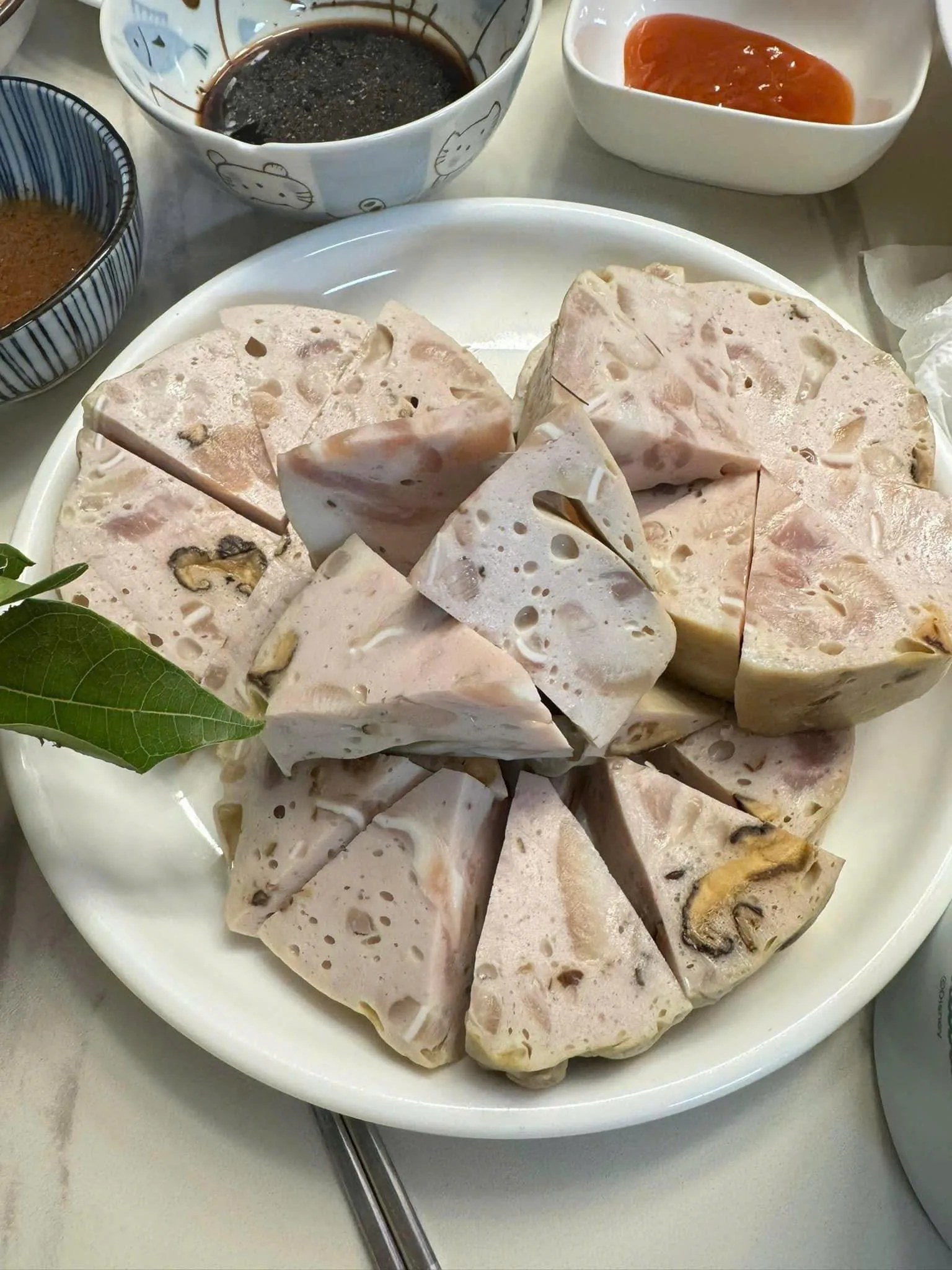 Giò Tai Nấm Hương